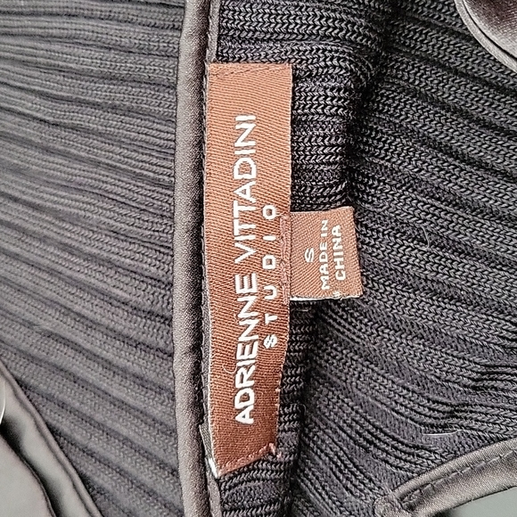 Sleek Black Formal Tank Top - Picture 4 of 4